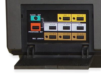 V-5250 front flap controls