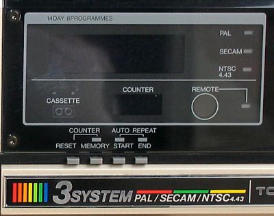 Toshiba V-9680 Betamax controls